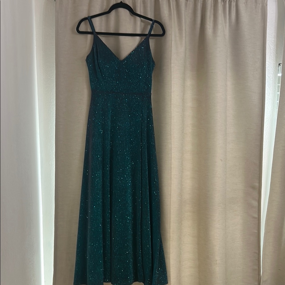 Morgan & Co. Green Sleeveless Maxi Dress for Weddings